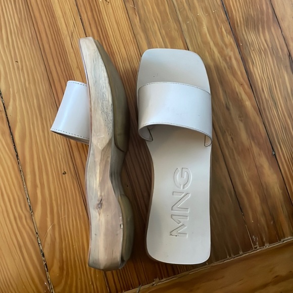 Mango Sandals - Picture 1 of 5